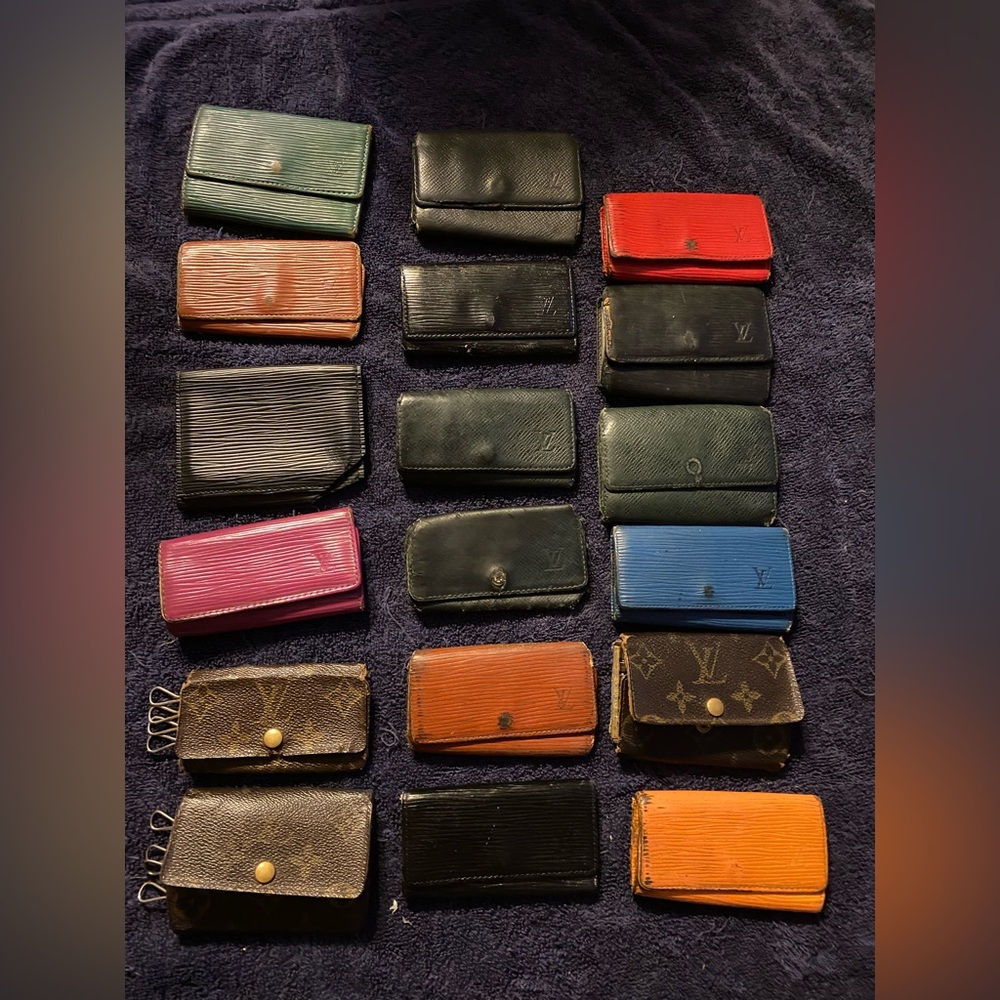 Lot of 18 Louis Vuitton monogram Epi etc